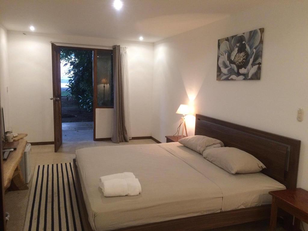 Hotel Casa Blanca Tamarindo Ruang foto