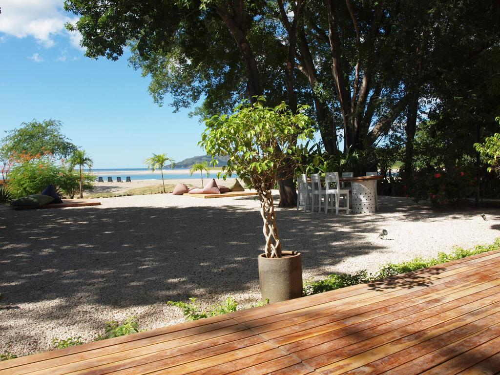 Hotel Casa Blanca Tamarindo Bagian luar foto